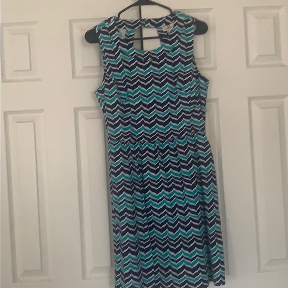 Vineyard Vines waves dress - Picture 2 of 4